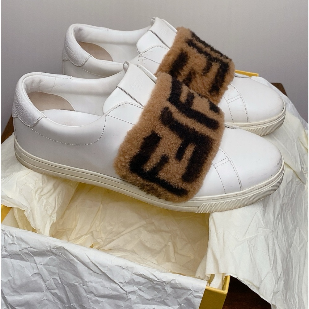 FENDI Fur Trainers size 38 fits US size 7.5/8 Sneakers